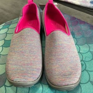Croc like slip-on sneakers